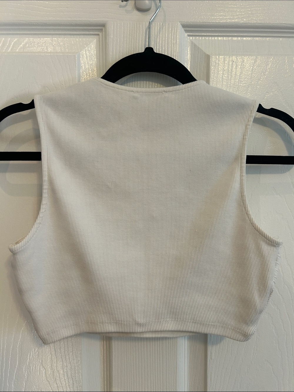 Zara White Ruffle Ribbed Cropped Tank Top - Picture 2 of 4